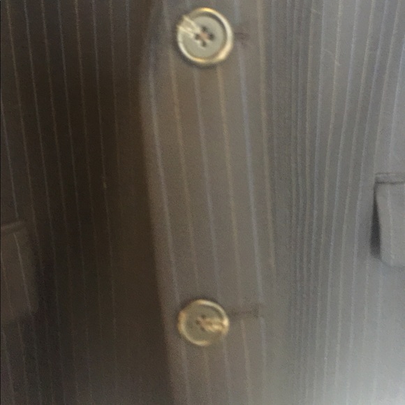 Lauren Ralph Lauren wool blazer. - Picture 3 of 8